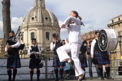 Esibizione scozzese ai Fori Imperiali con la City of Rome Pipe Band